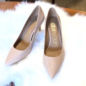 💥 flash sale Calvin Klein Nude Pumps